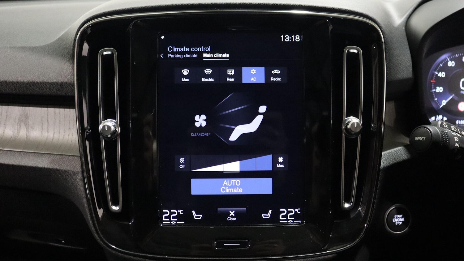 Used Volvo XC40 2019 for sale - 76337053: Photo 37