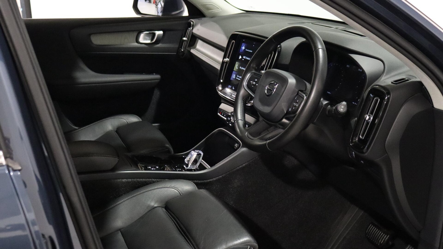Used Volvo XC40 2019 for sale - 76337053: Photo 4