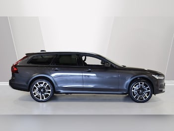Used Volvo V90 2021 for sale - 76032054: Photo 3