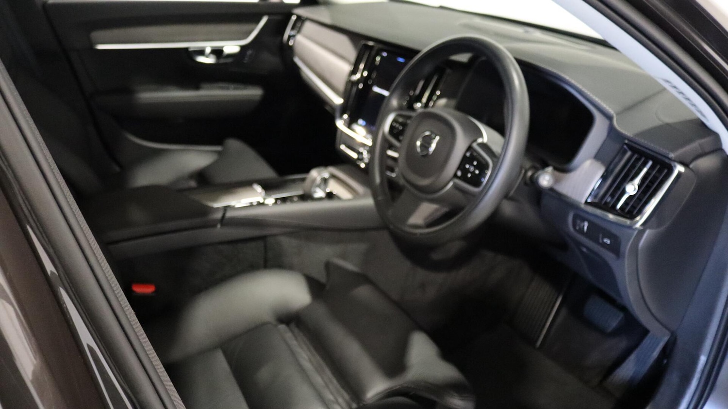 Used Volvo V90 2021 for sale - 76032054: Photo 4