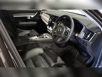 Used Volvo V90 2021 for sale - 76032054: Photo 4