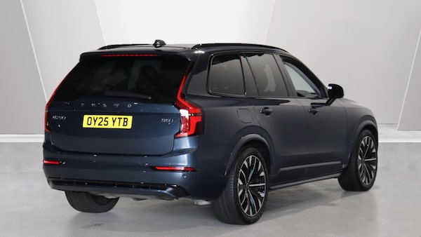 Used Volvo XC90 2025 for sale - 76166330: Photo 2