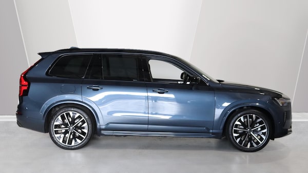 Used Volvo XC90 2025 for sale - 76166330: Photo 3