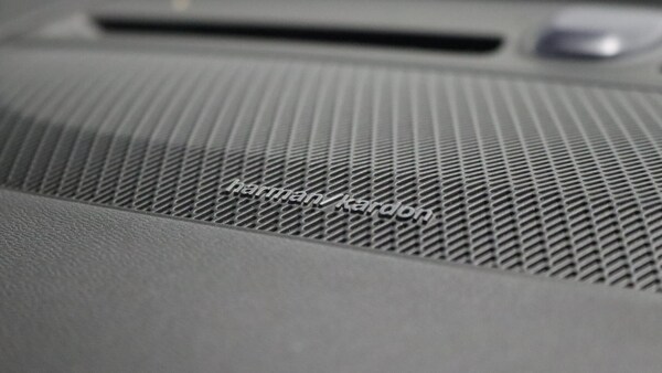 Used Volvo XC40 2023 for sale - 76188784: Photo 23