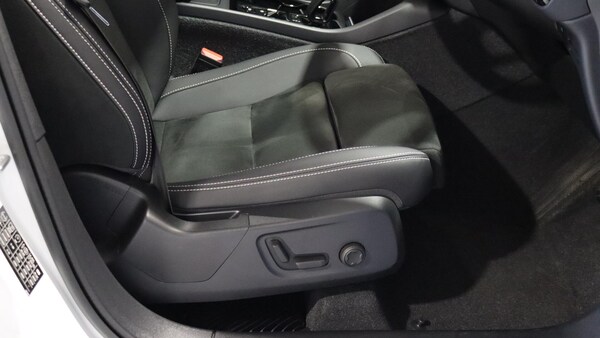 Used Volvo XC40 2023 for sale - 76188784: Photo 28