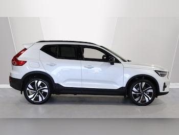 Used Volvo XC40 2023 for sale - 76188784: Photo 3