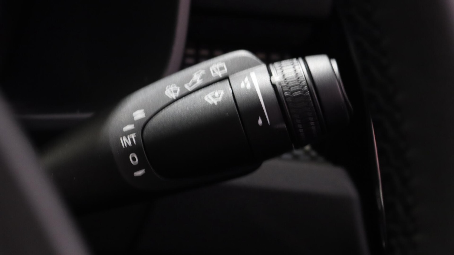 Used Volvo XC40 2025 for sale - 76337632: Photo 21