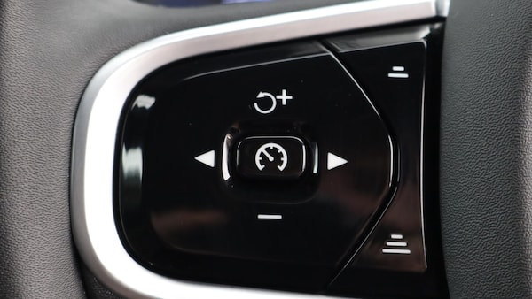 Used Volvo XC60 2022 for sale - 75708575: Photo 19
