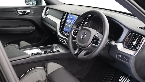 Used Volvo XC60 2022 for sale - 75708575: Photo 4
