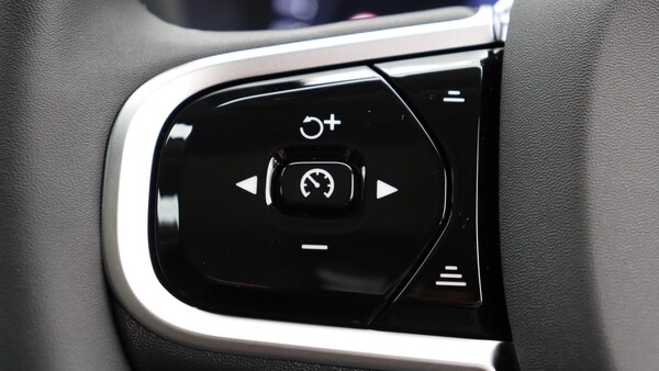 Used Volvo XC60 2025 for sale - 76166871: Photo 19