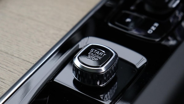 Used Volvo XC60 2025 for sale - 76166871: Photo 25