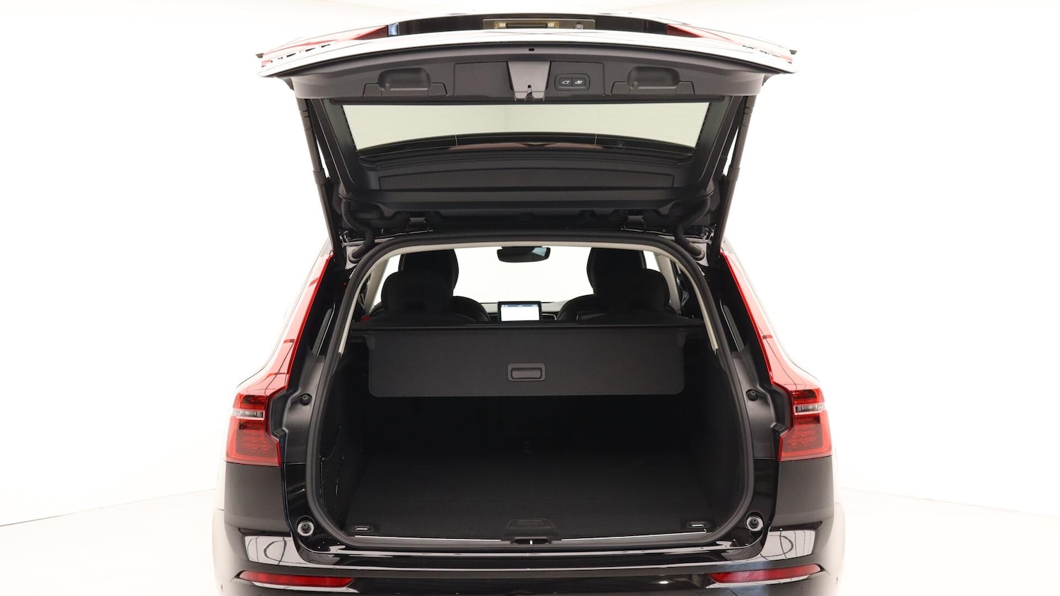 Used Volvo XC60 2025 for sale - 76151849: Photo 11