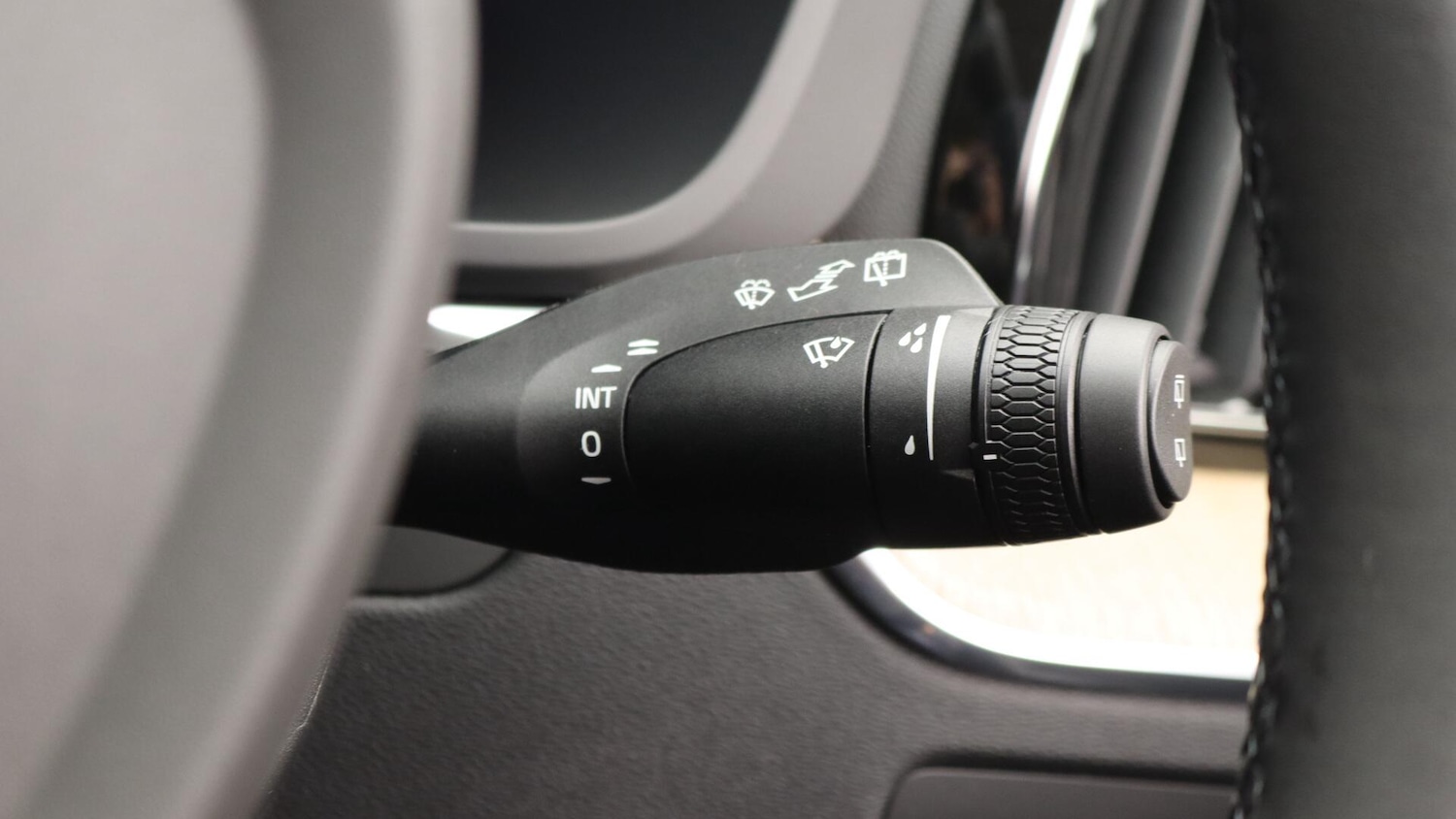 Used Volvo XC60 2025 for sale - 76151849: Photo 21
