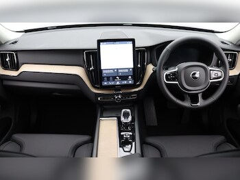 Used Volvo XC60 2025 for sale - 76151849: Photo 4