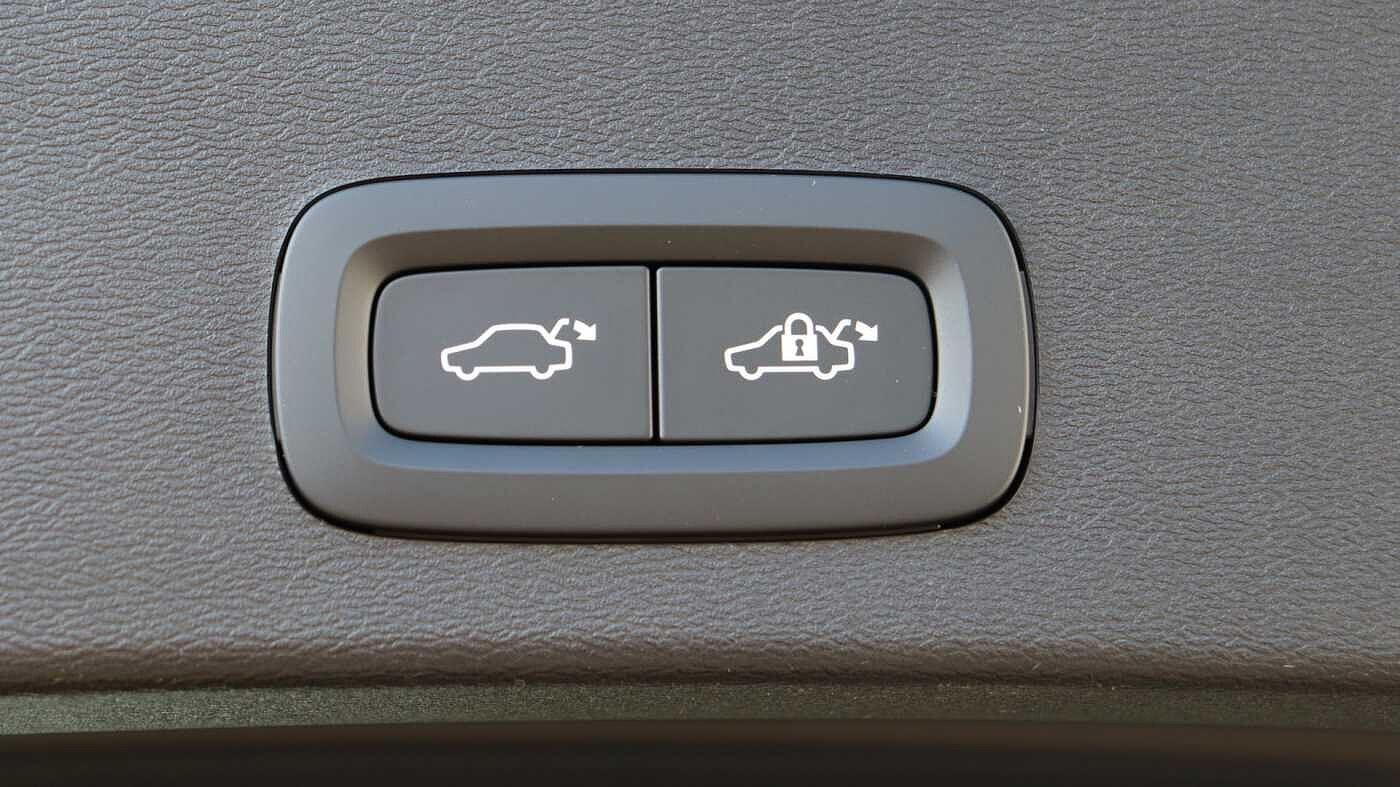 Vehicle 48
