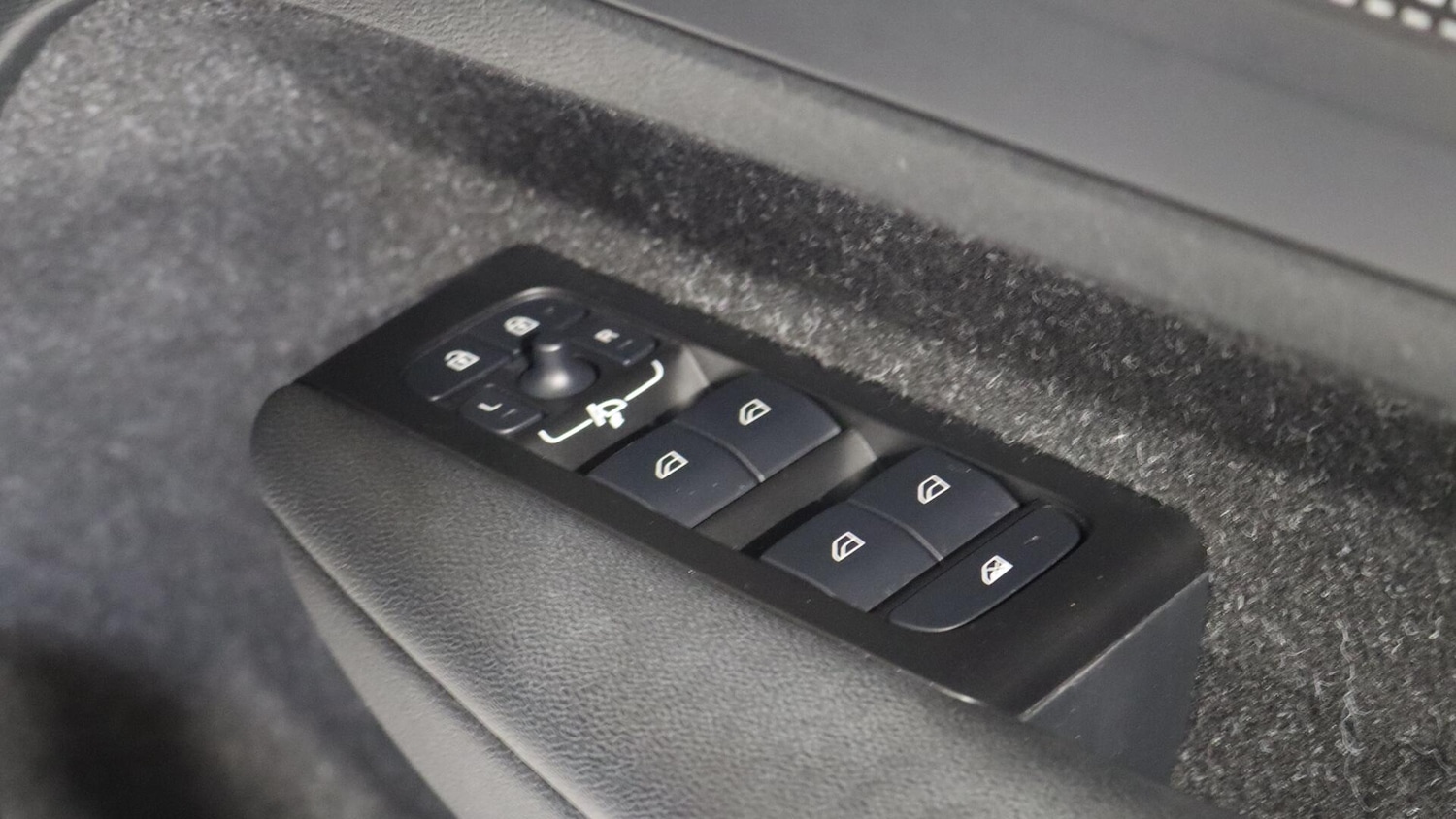 Used Volvo XC40 2021 for sale - 76109847: Photo 22