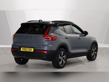 Used Volvo XC40 2021 for sale - 76109847: Photo 2