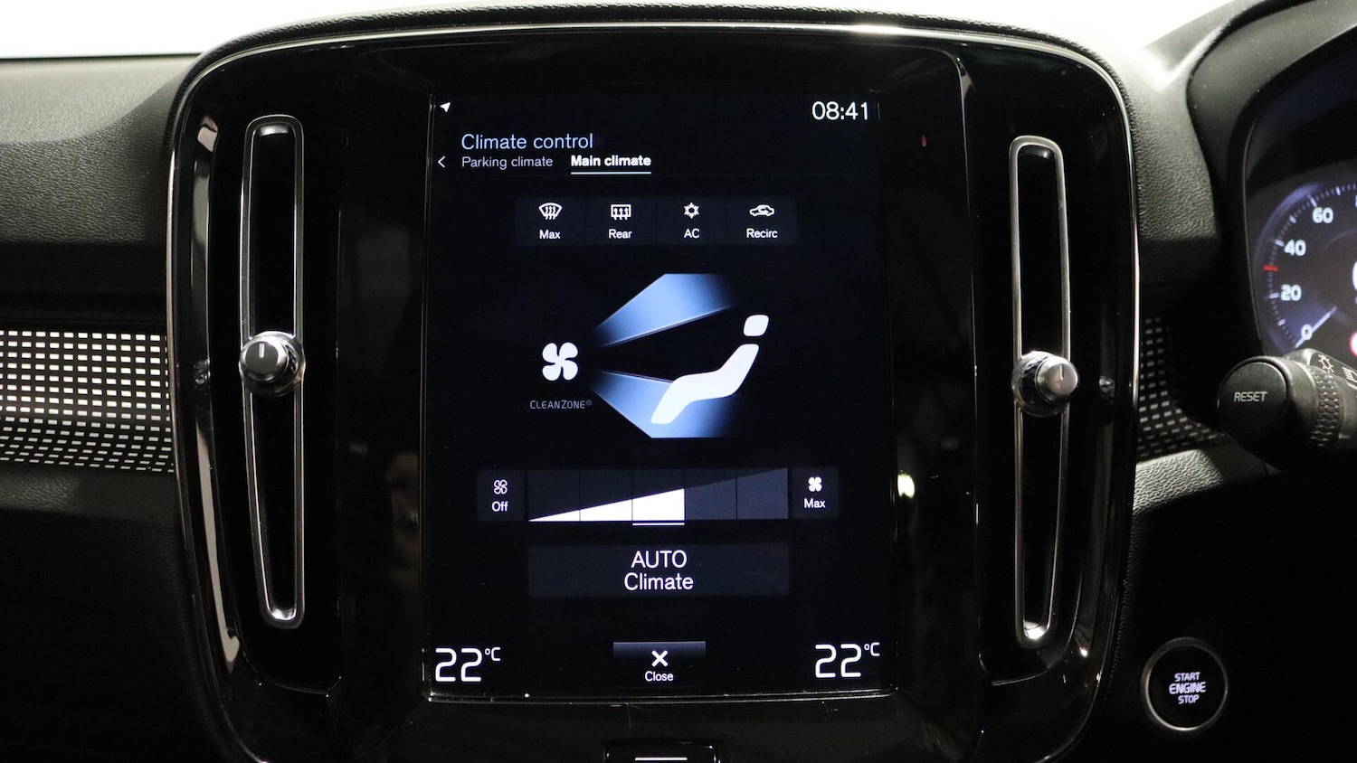Used Volvo XC40 2021 for sale - 76109847: Photo 33