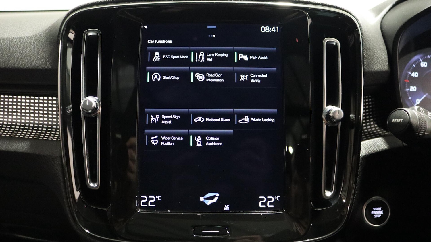Used Volvo XC40 2021 for sale - 76109847: Photo 34