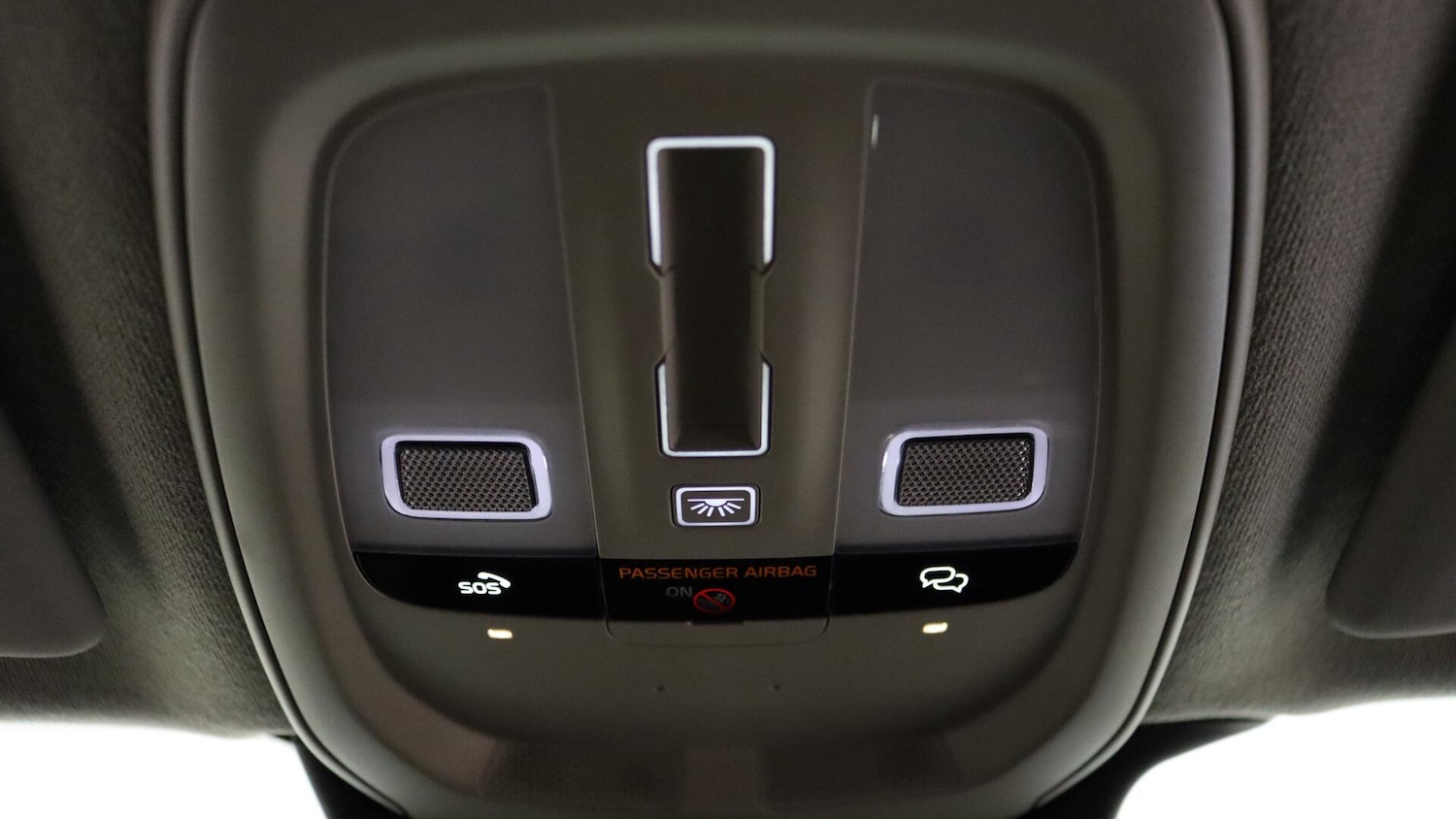 Used Volvo XC40 2025 for sale - 75990641: Photo 26