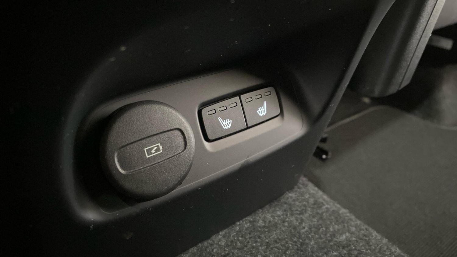 Used Volvo XC40 2025 for sale - 76326450: Photo 45