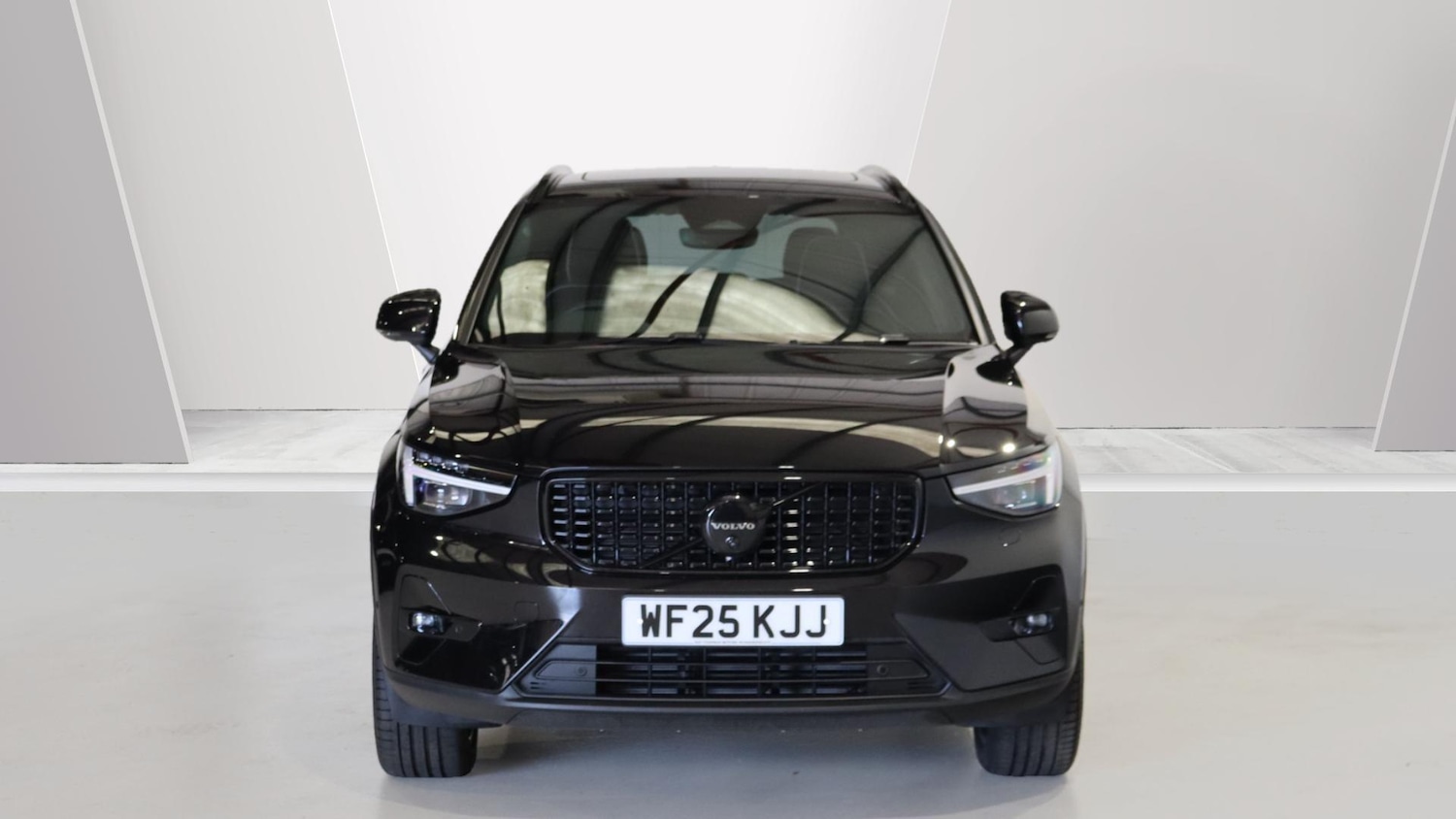 Used Volvo XC40 2025 for sale - 76326450: Photo 8