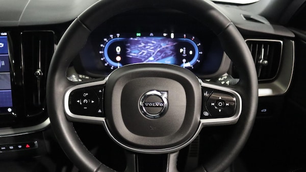 Used Volvo XC60 2022 for sale - 75696302: Photo 10