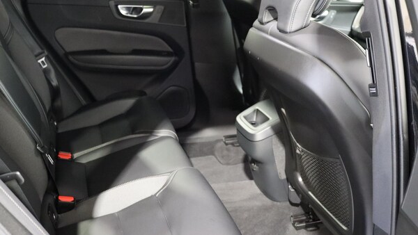 Used Volvo XC60 2022 for sale - 75696302: Photo 6