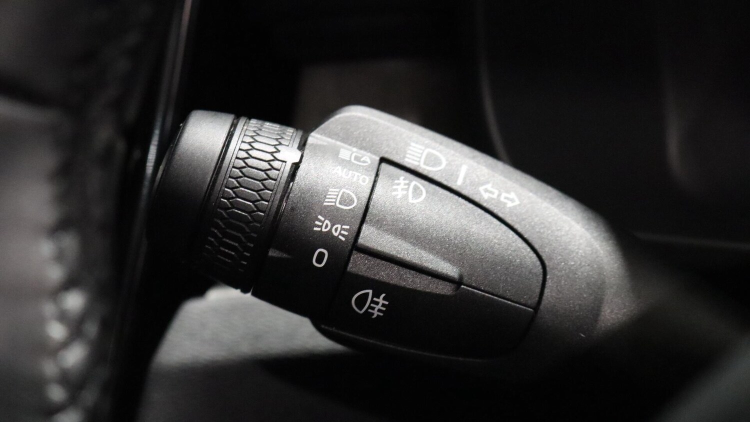 Used Volvo XC40 2025 for sale - 76013014: Photo 18