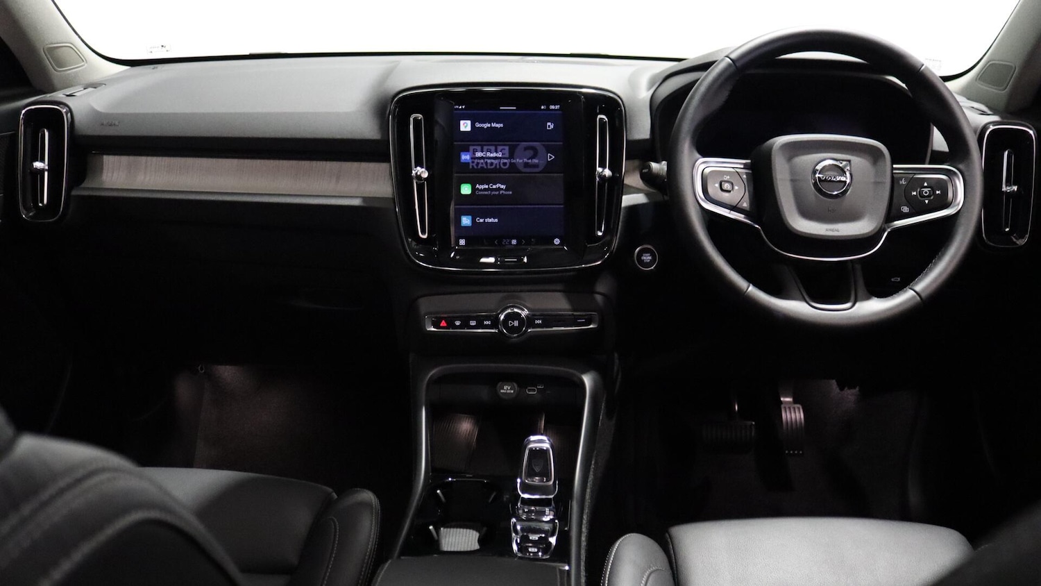 Used Volvo XC40 2025 for sale - 76013014: Photo 5