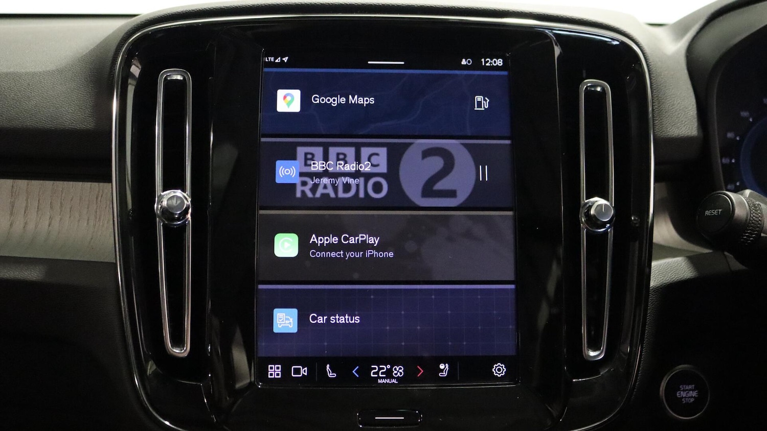 Used Volvo XC40 2025 for sale - 76137756: Photo 12