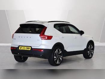 Used Volvo XC40 2025 for sale - 76137756: Photo 2