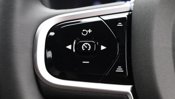 Used Volvo XC60 2025 for sale - 76259269: Photo 19