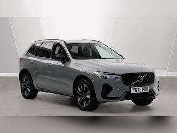 (75) - T6 AWD PHEV Plus Dark (360 Camera, Harman/Kardon, Leather) 5-Door