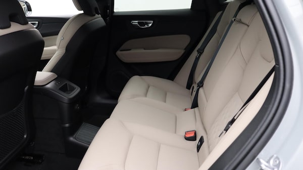 Used Volvo XC60 2025 for sale - 76259269: Photo 29