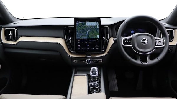 Used Volvo XC60 2025 for sale - 76259269: Photo 5