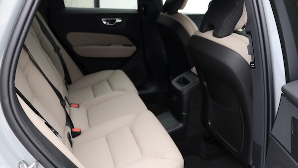 Used Volvo XC60 2025 for sale - 76259269: Photo 6