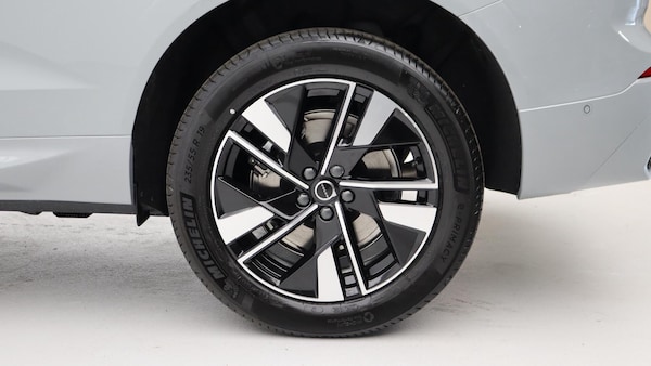 Used Volvo XC60 2025 for sale - 76259269: Photo 9