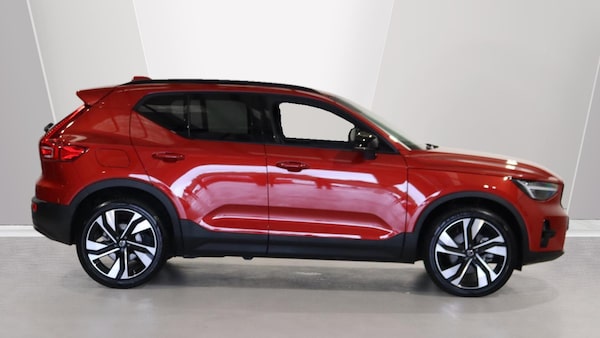 Used Volvo XC40 2025 for sale - 76166420: Photo 3