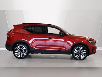 Used Volvo XC40 2025 for sale - 76166420: Photo 3