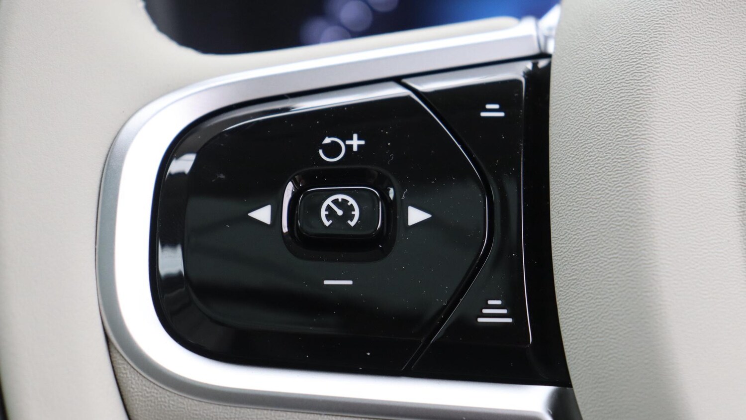 Used Volvo XC60 2025 for sale - 76012134: Photo 19