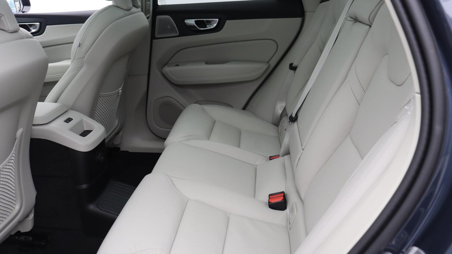 Used Volvo XC60 2025 for sale - 76012134: Photo 31