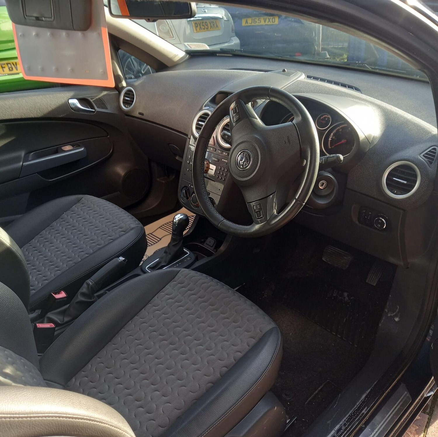 Used Vauxhall Corsa 2011 for sale - 77289075: Photo 11