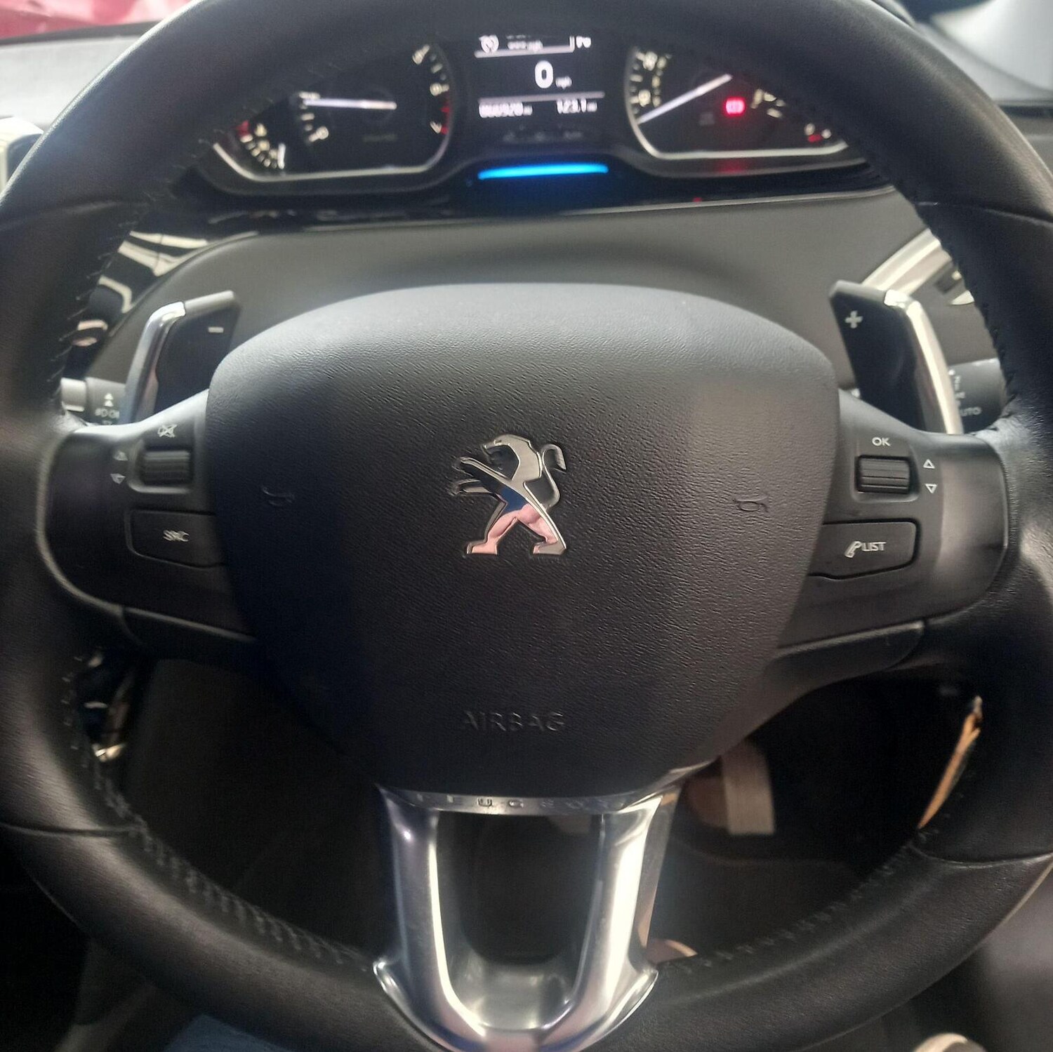 Used Peugeot 208 2014 for sale - 78031757: Photo 21