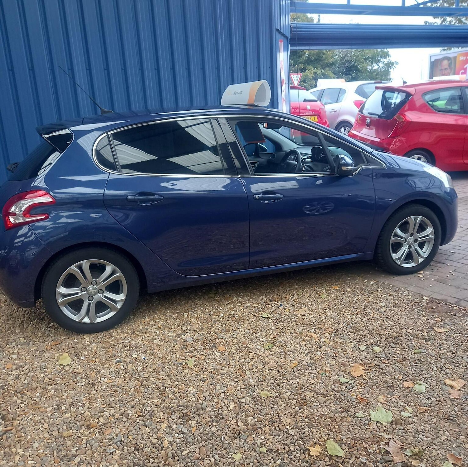 Used Peugeot 208 2014 for sale - 78031757: Photo 4