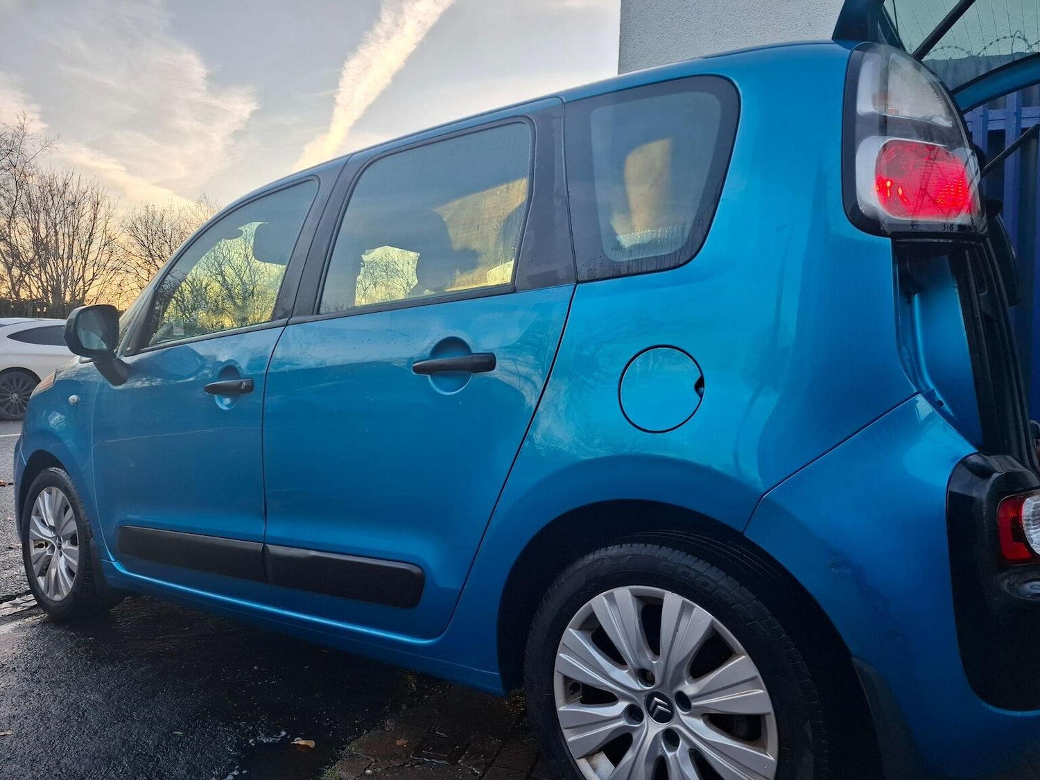 Used Citroen C3 Picasso 2012 for sale - 77289068: Photo 6