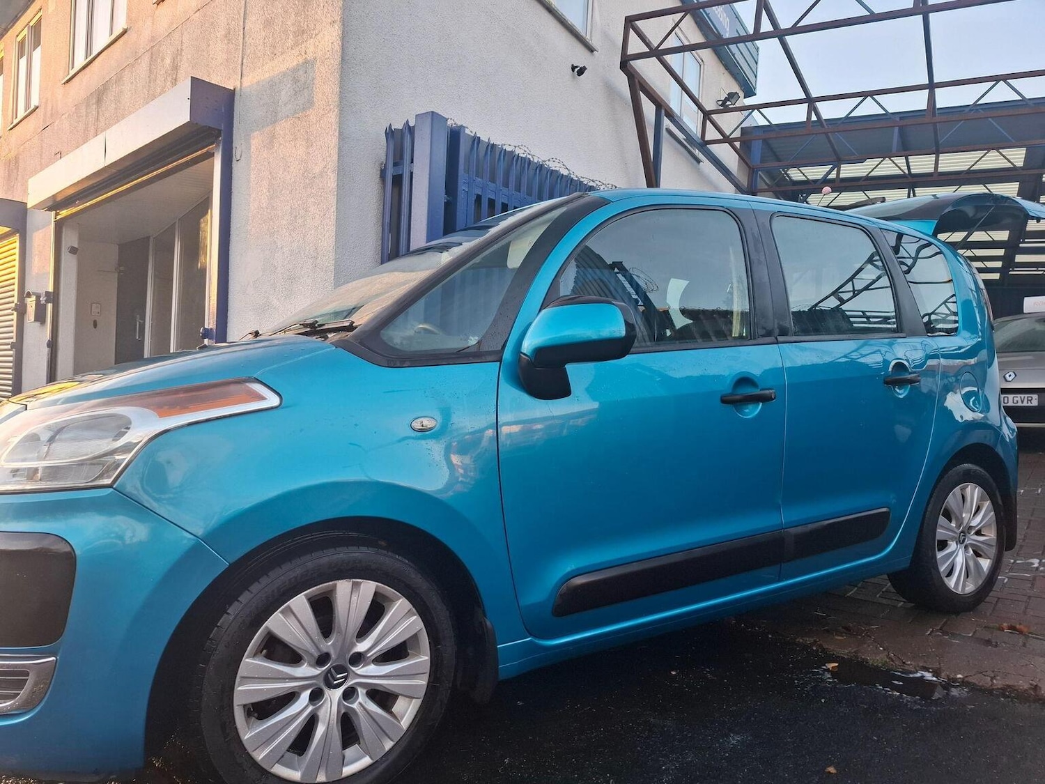 Used Citroen C3 Picasso 2012 for sale - 77289068: Photo 7