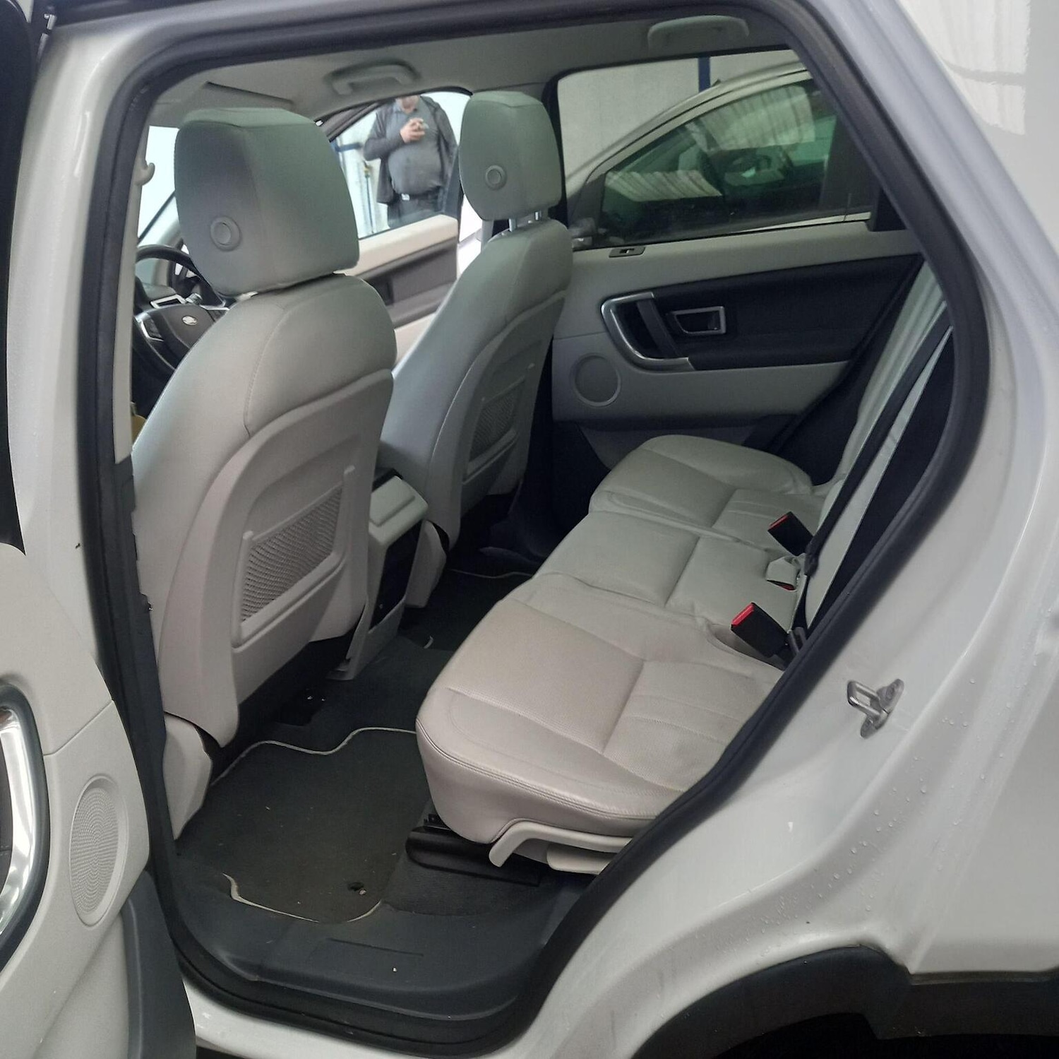 Used Land Rover Discovery Sport 2016 for sale - 78098279: Photo 16