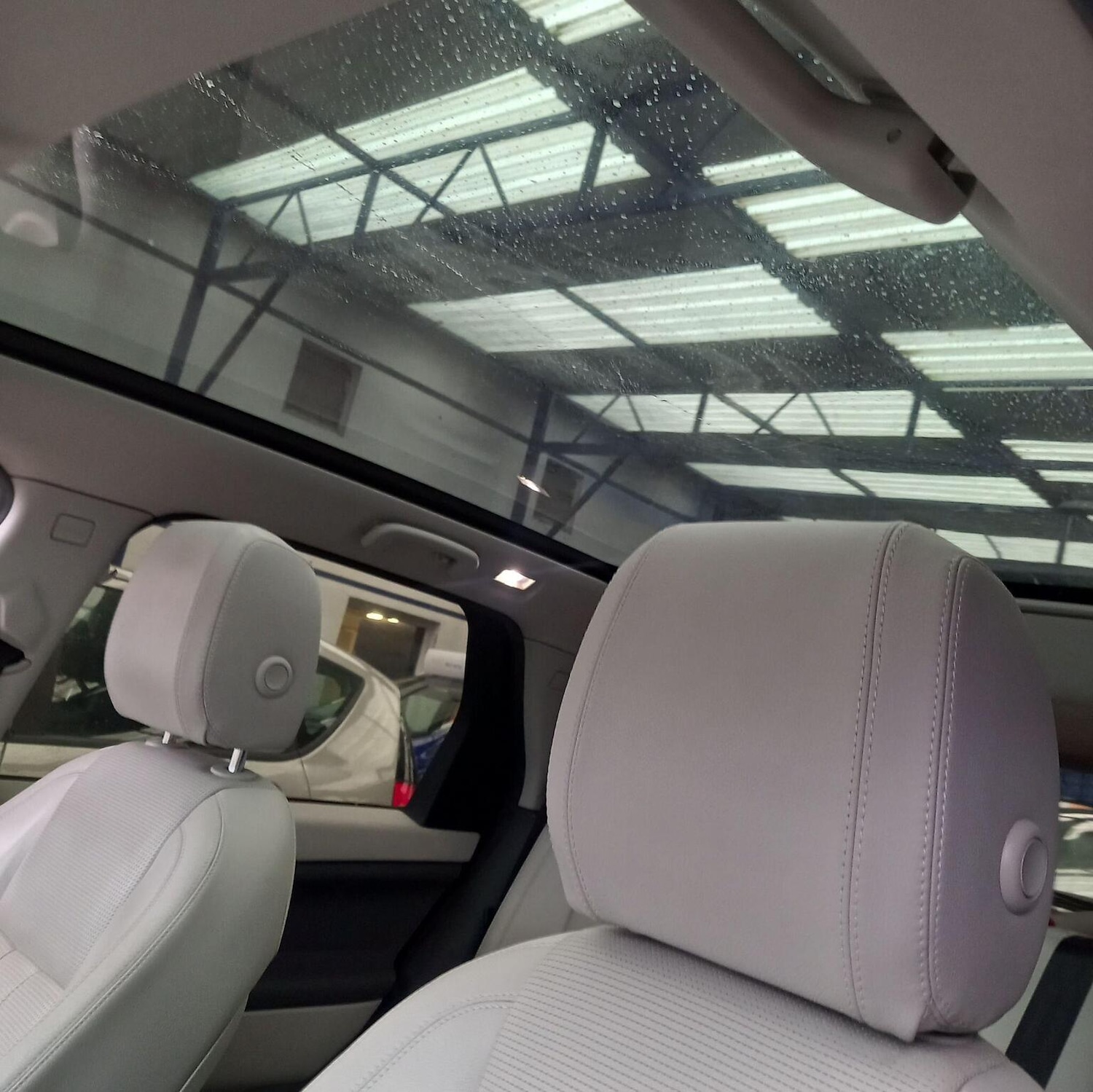 Used Land Rover Discovery Sport 2016 for sale - 78098279: Photo 17