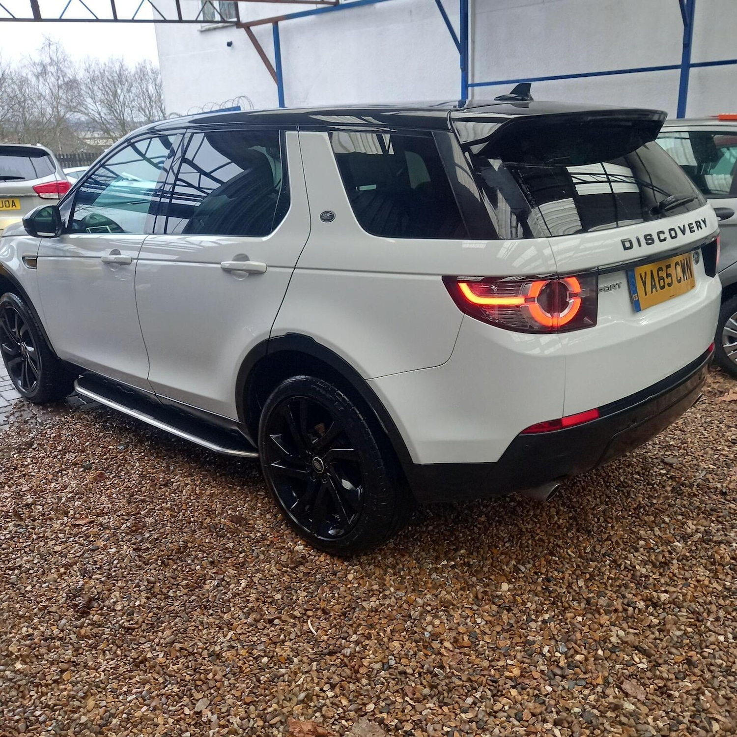 Used Land Rover Discovery Sport 2016 for sale - 78098279: Photo 6